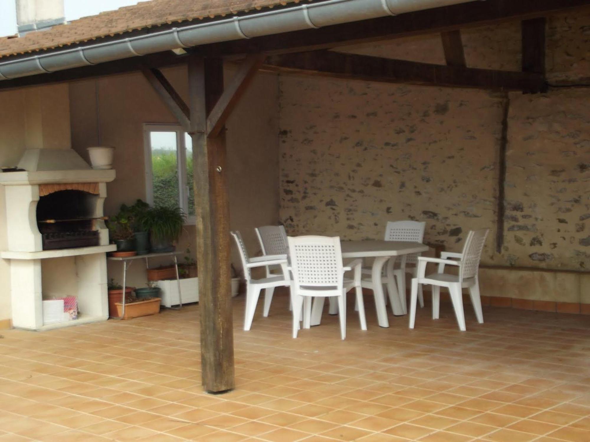 Chambres D'Hotes Au Calme Avec Salle De Jeux En Berry - Fr-1-591-678 Saulnay Buitenkant foto